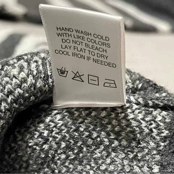 Michael Stars Charcoal Combo Nell Cardigan Zebra Thick Sweater Size 2X - Picture 6 of 10